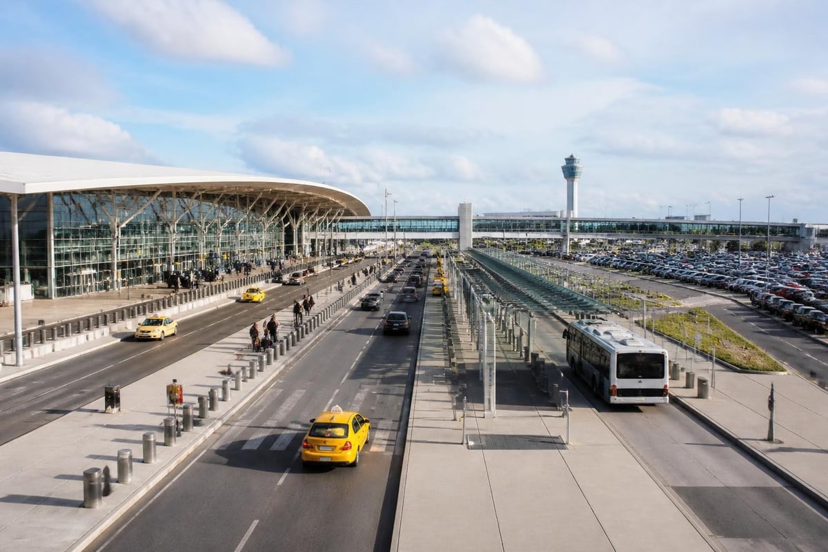 Airport ground transportation zones