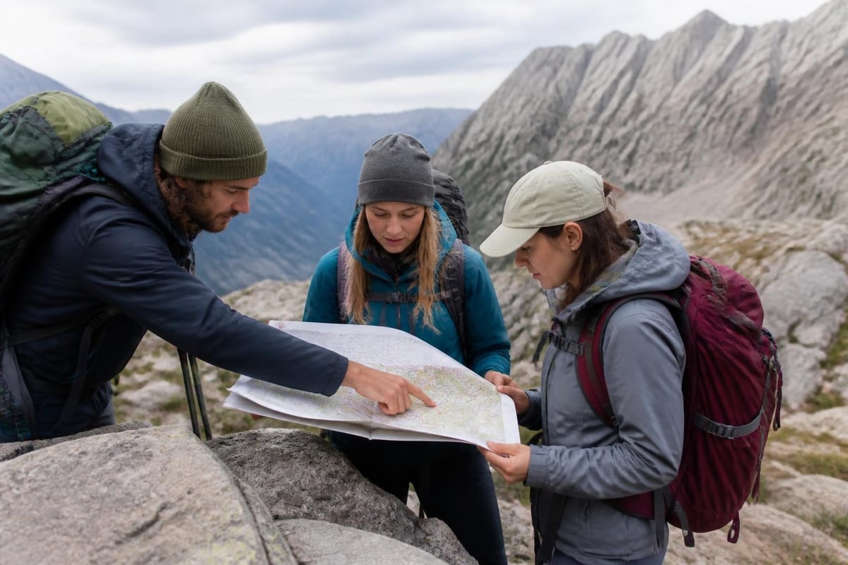 Safe trekking navigation
