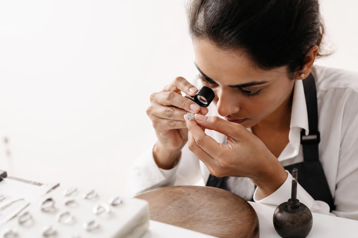 Jewelry finishing techniques