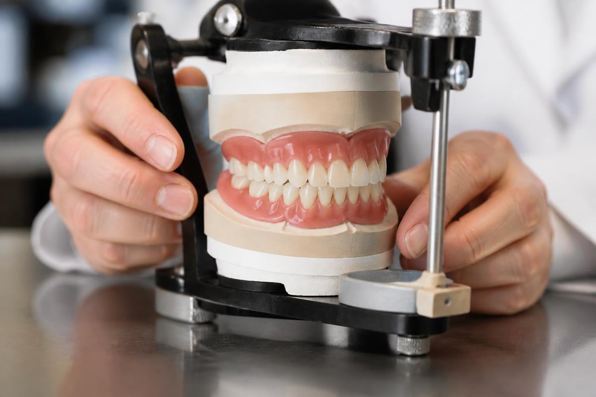 Quality factors in dentures