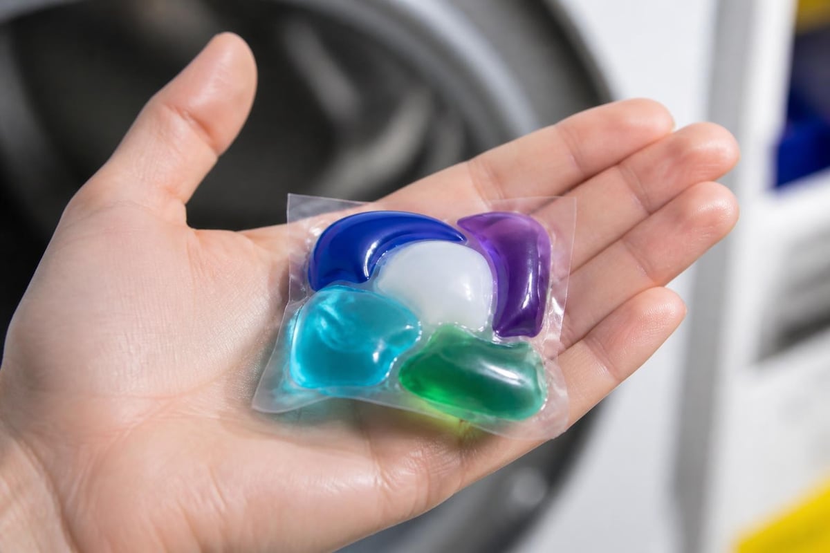 Multi-chamber laundry pod cross-section