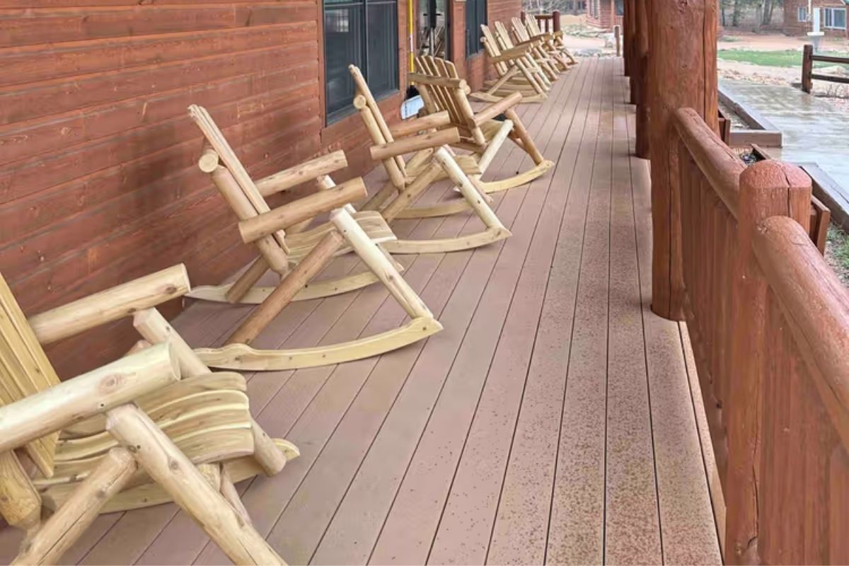 The Appeal of Rustic Outdoor Porch Furniture