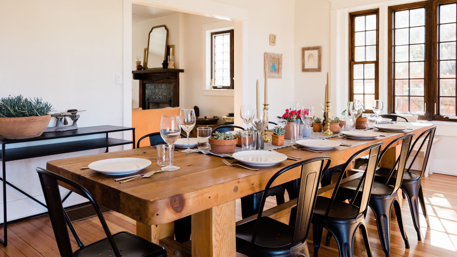 Sizing and Space Planning for Your Dining Room