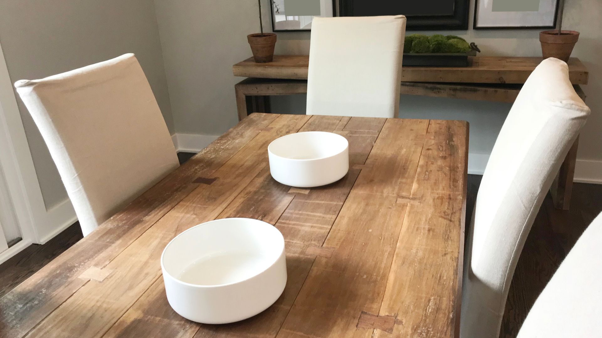 Step-by-Step Guide: How to Select the Right Rugged Dining Table