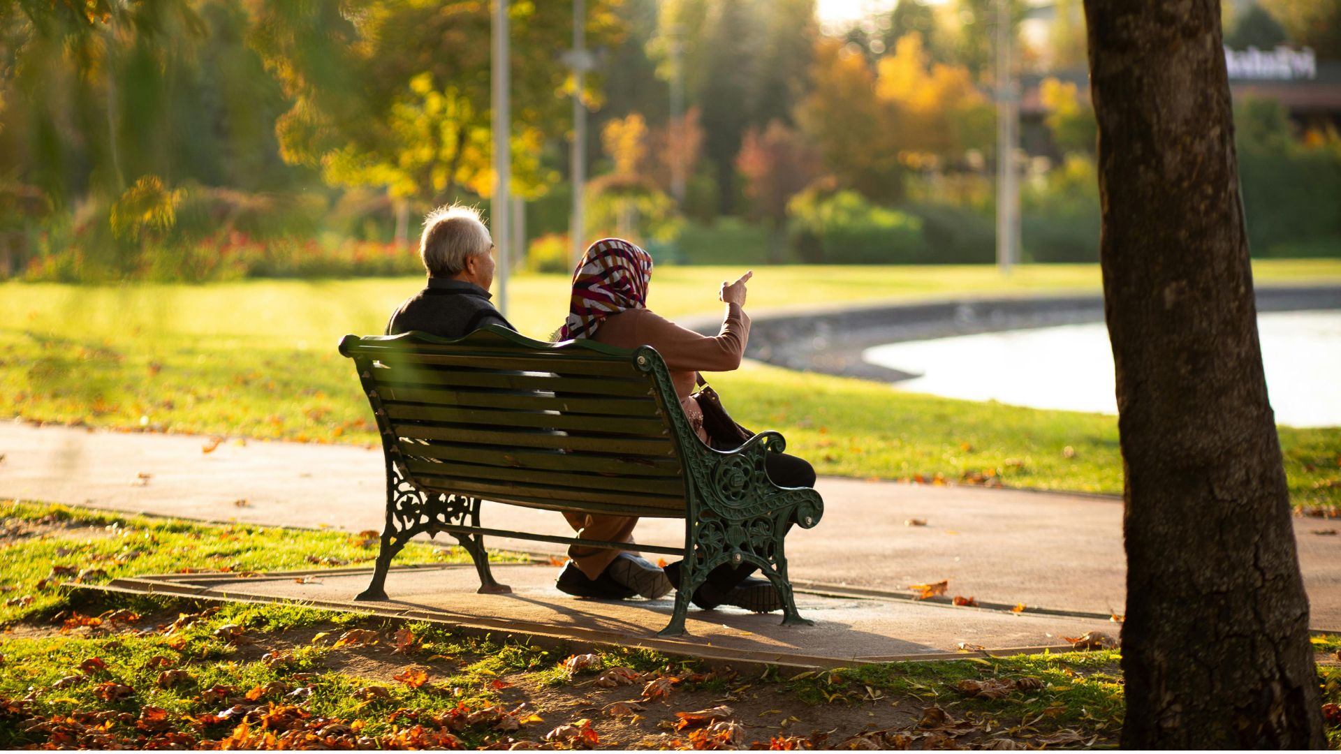 Step-by-Step Guide to Selecting Park Furniture