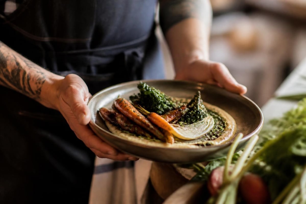 Seasonal ingredient sourcing
