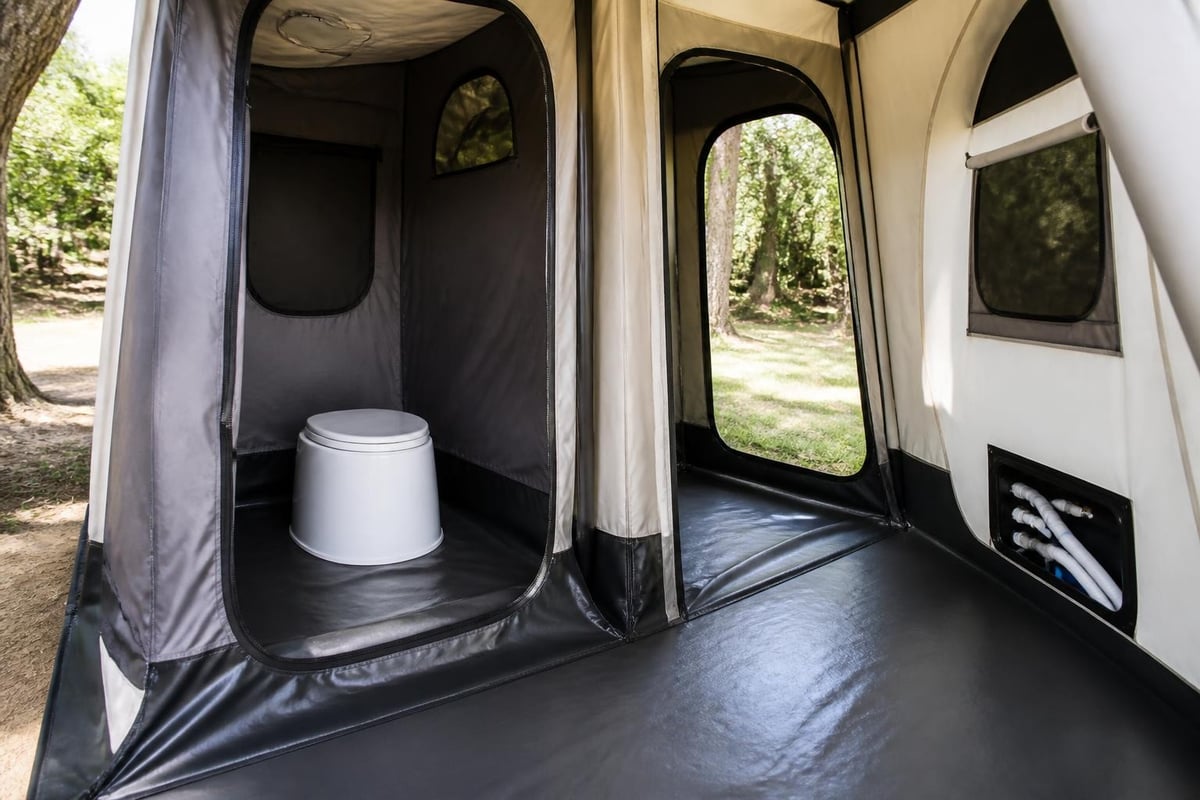 Bathroom tent compartment features
