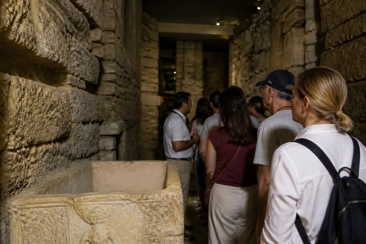 Vatican Scavi tour booking