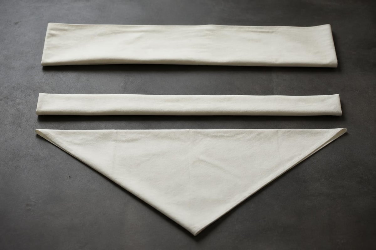 Bandage folding methods