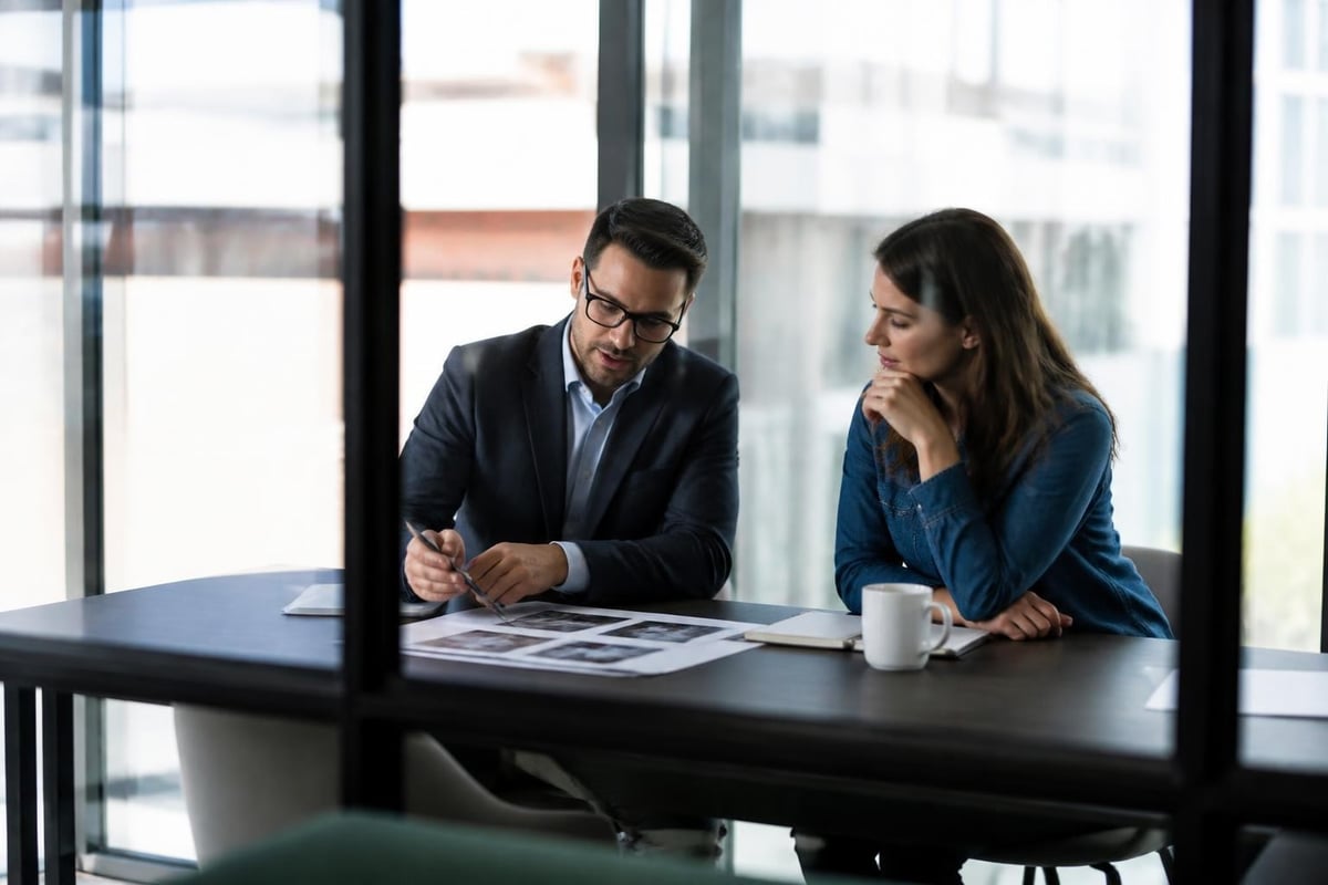 Expert differentiation strategy
