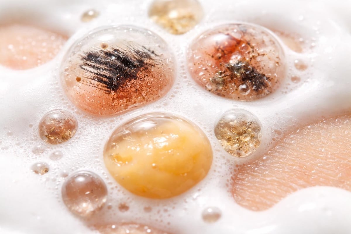 Cleansing cream dissolving makeup