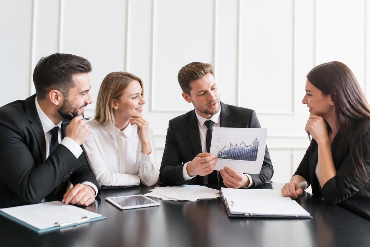 Real estate salesperson skills and competencies
