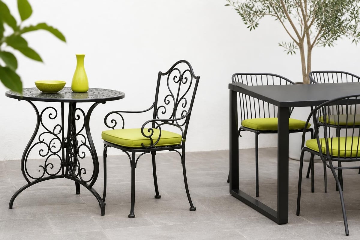 Iron furniture heritage and characteristics