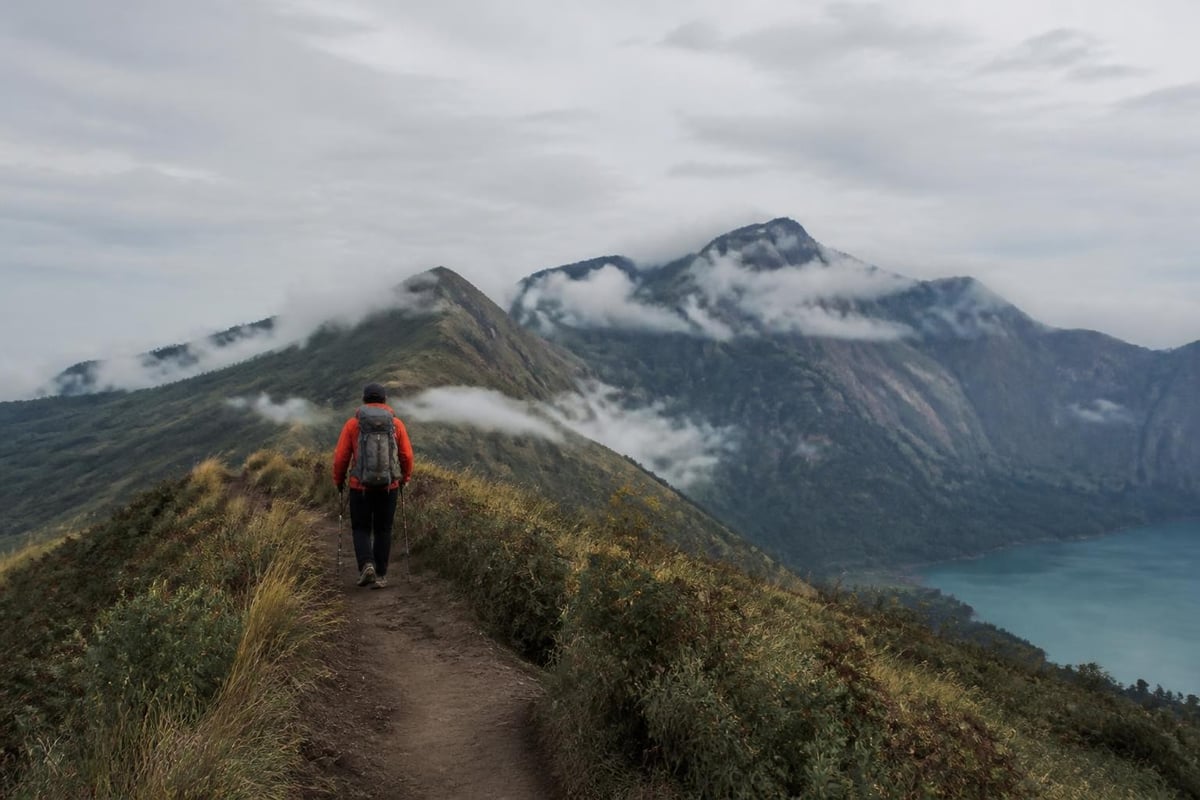 Crater peak weather conditions