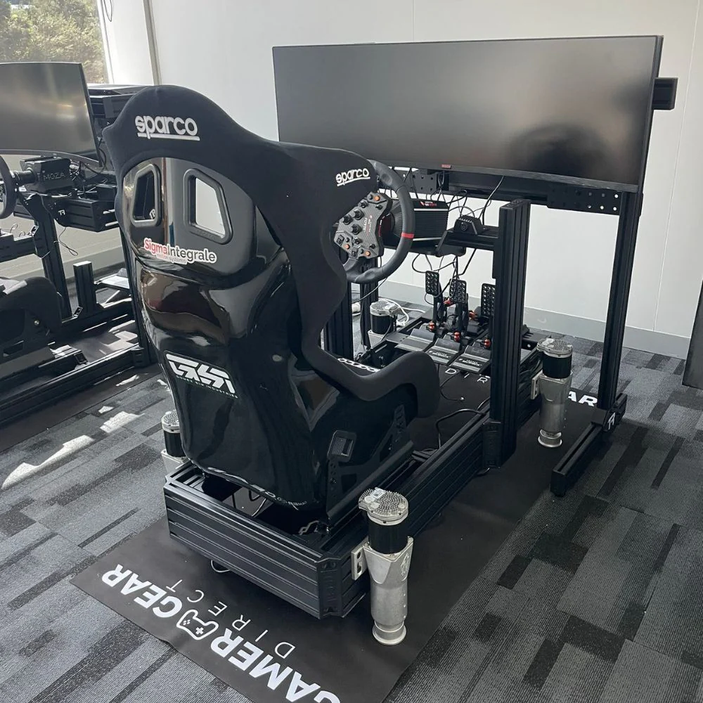 DK2 motion simulator in Gamer Gear Direct showroom
