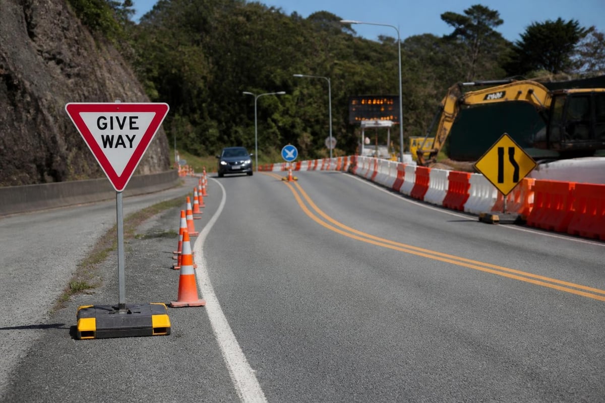 Temporary give way installations