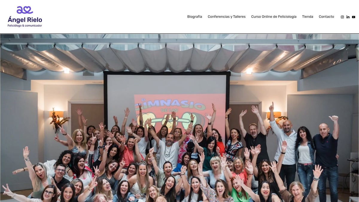 7 Conferencias Para Empresas Que Transformarán Tu Equipo 2026 - Rieloterapia – Ángel Rielo: Felicidad y Bienestar en el Trabajo