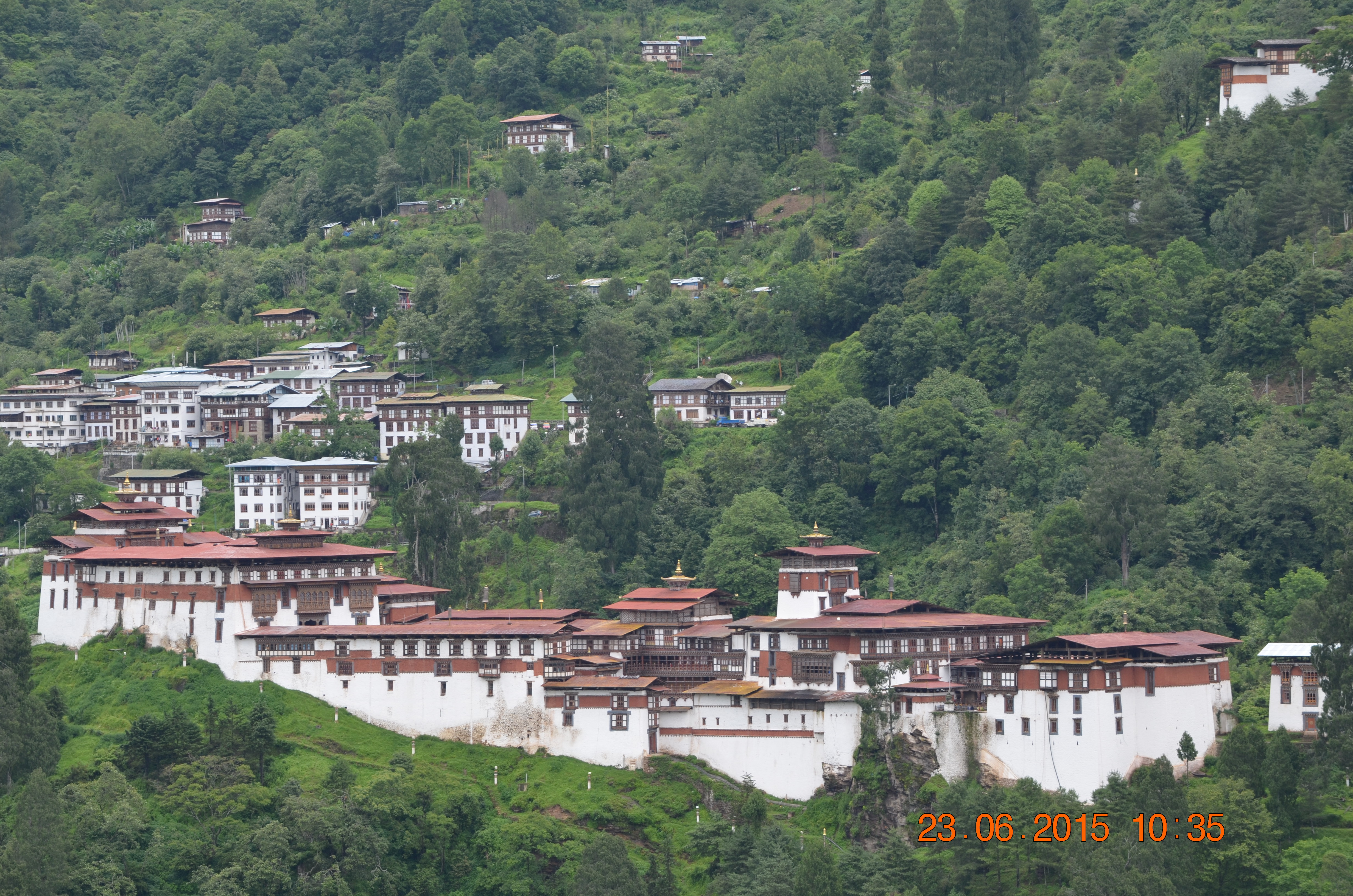 Trongsa Dzong.JPG