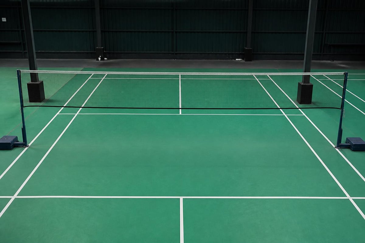 Badminton court setup requirements