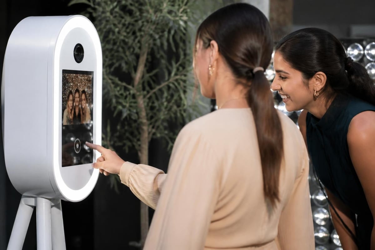 Selfie station customization options