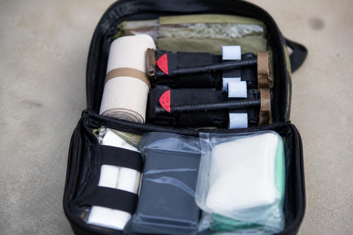Trauma supplies in portable kit