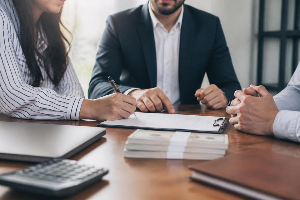 Signature loan application process