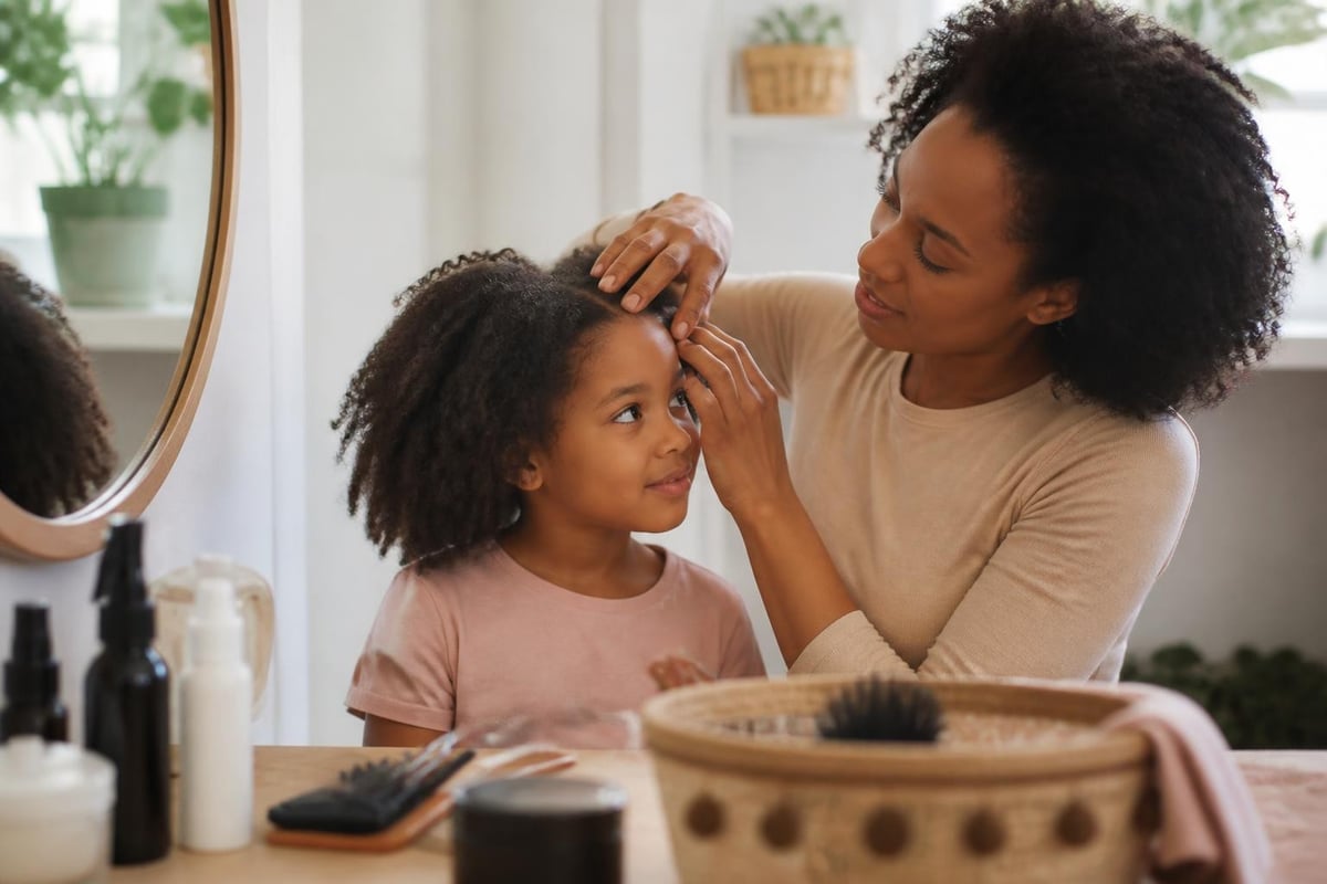 Lice prevention in family settings