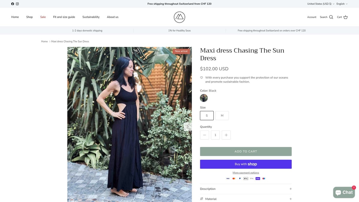 8 Trendige Beach Vacation Outfits 2025 Für Deinen Urlaub - Maxikleid „Chasing the Sun“ von MAIN Design