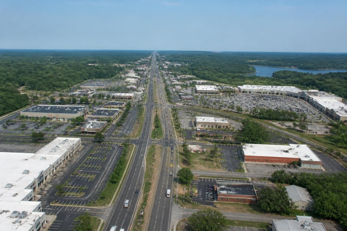 Shopping district layout