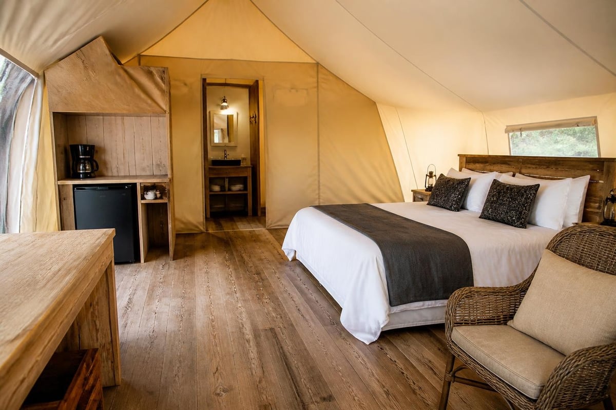 Glamping tent interior layout