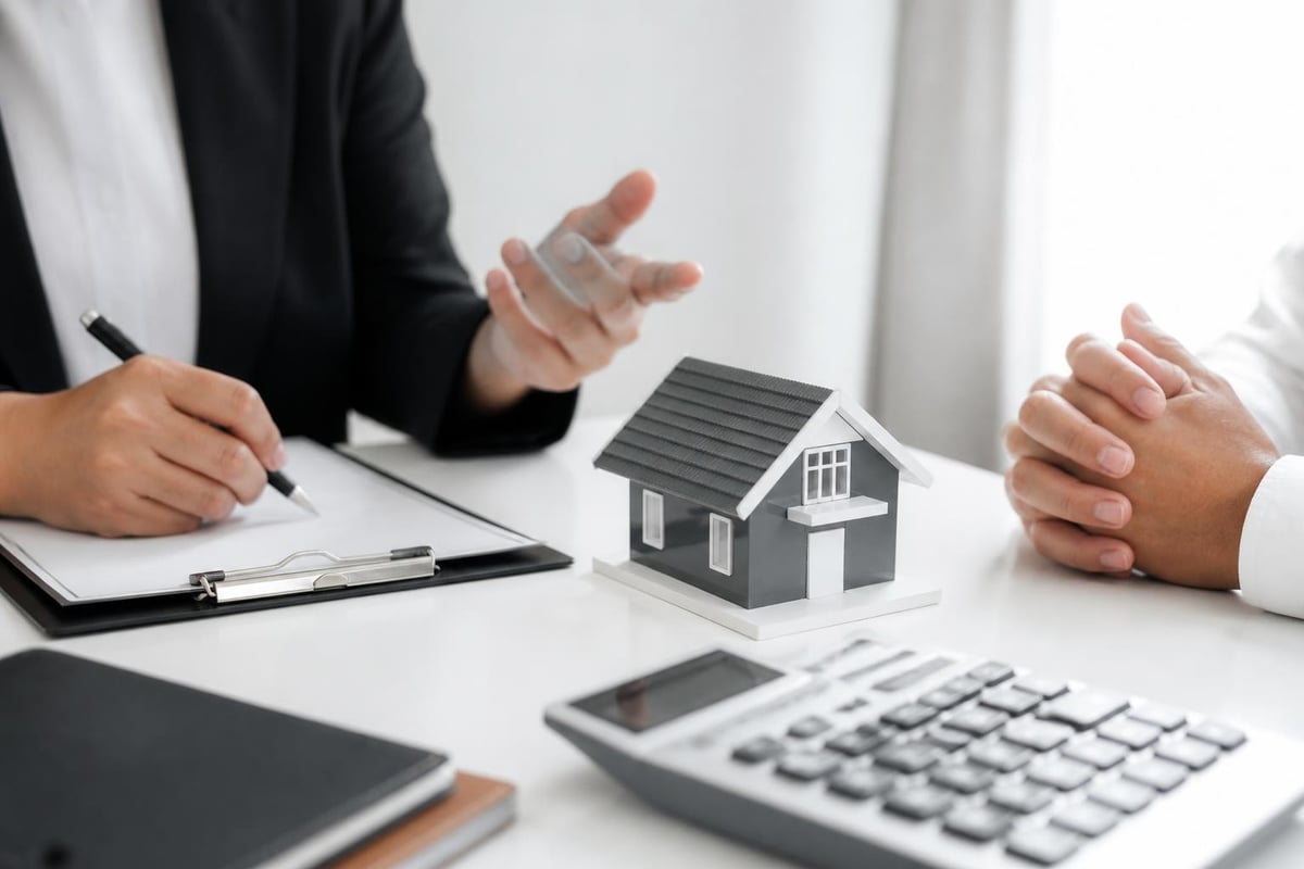 Estate broker consultation