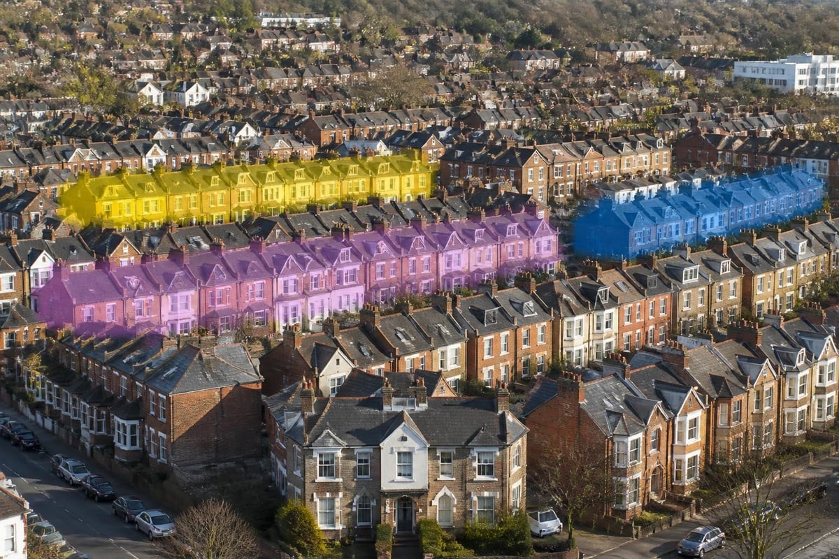 Licensing scheme layers