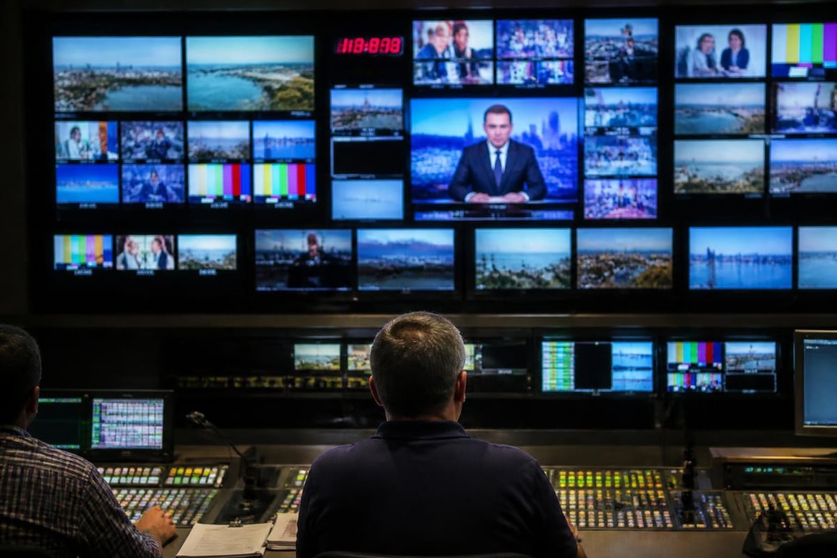 Media consolidation structure
