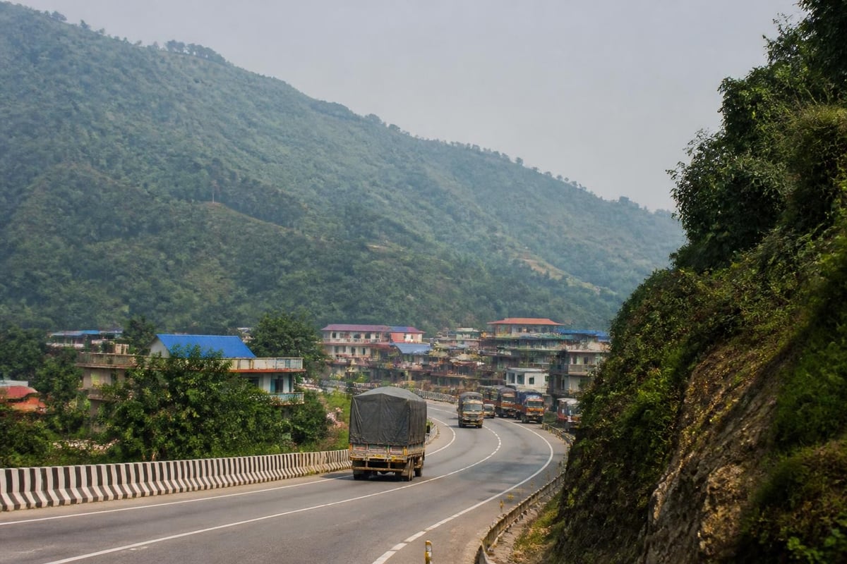 Border crossing routes between India and Nepal