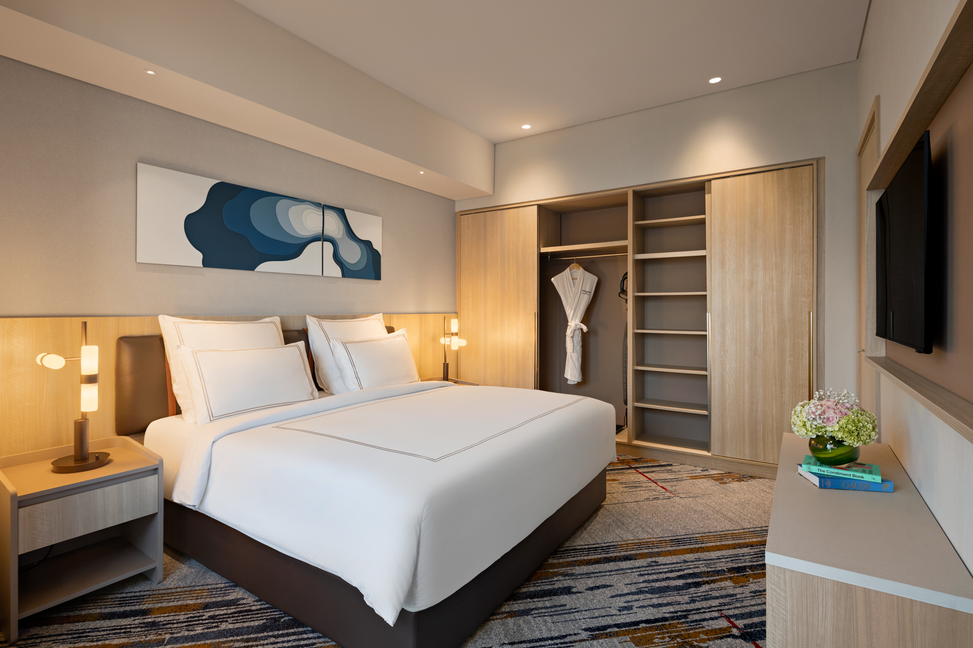Swiss Signature Studio King Size Bed