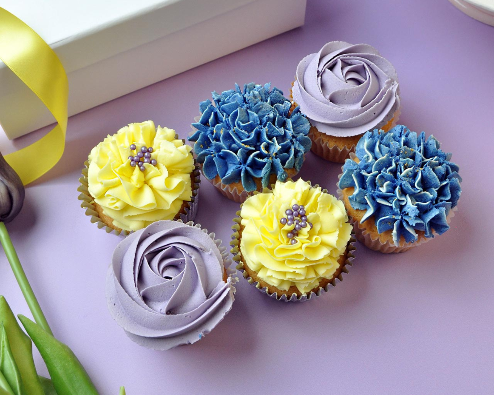 Spring Flower Cupcakes