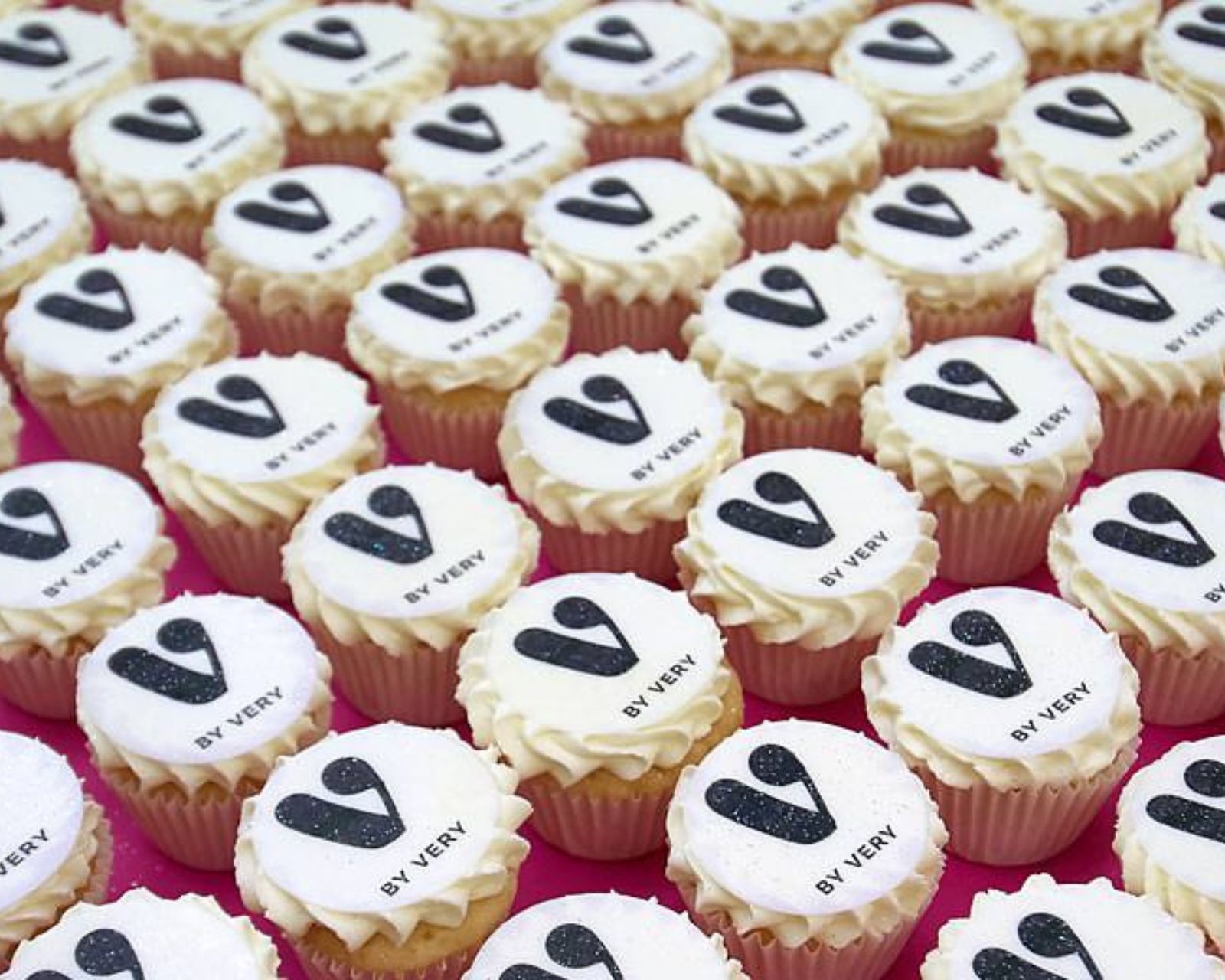Logo Cupcakes