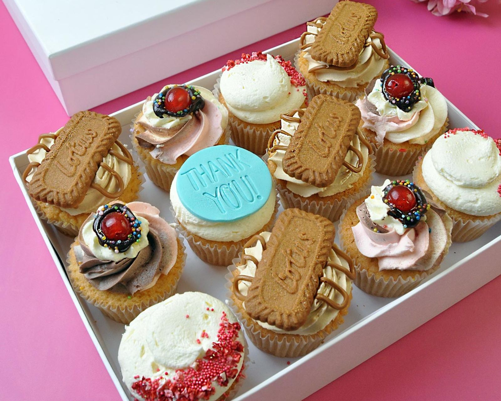 191.jpg Thank You Cupcakes