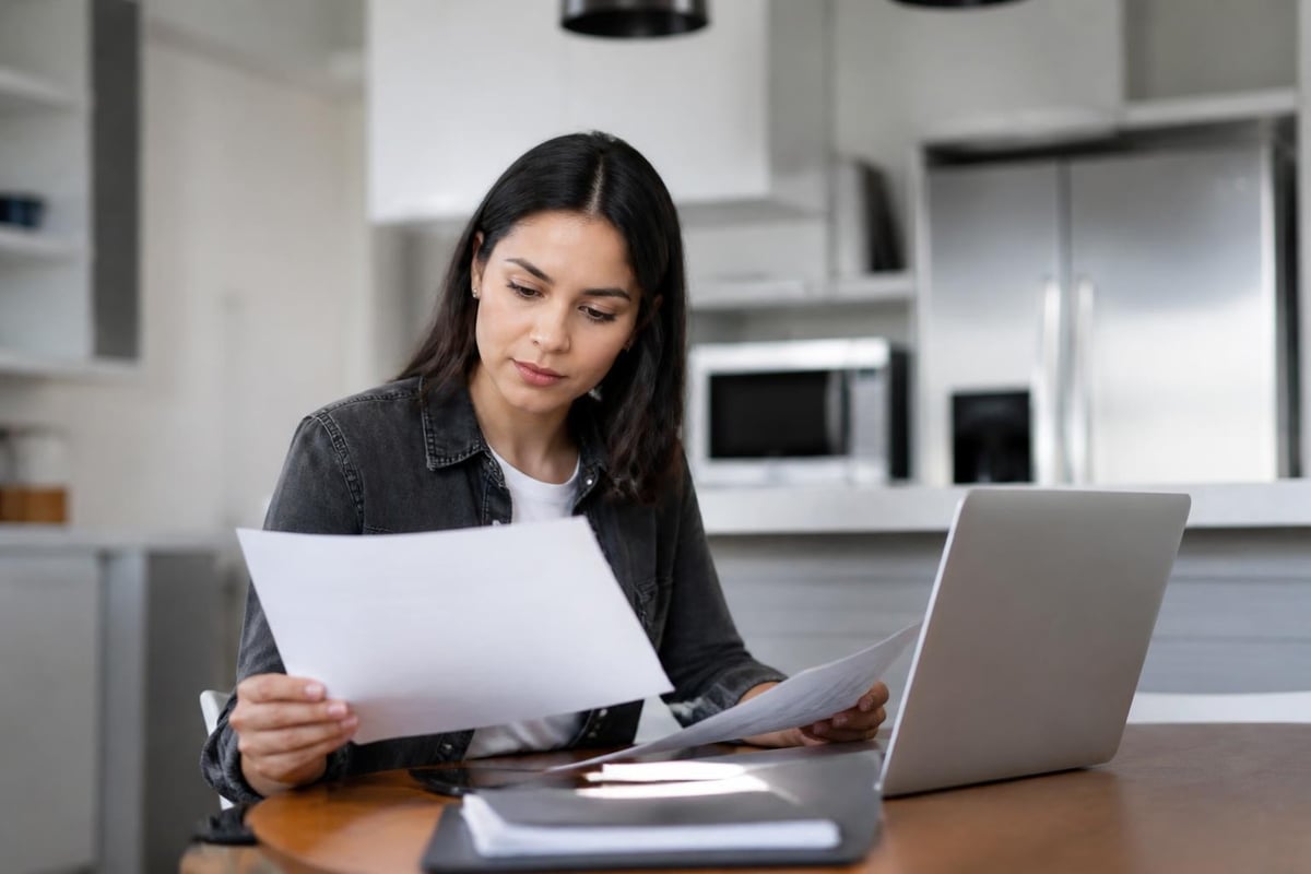 Student textbook budgeting strategy