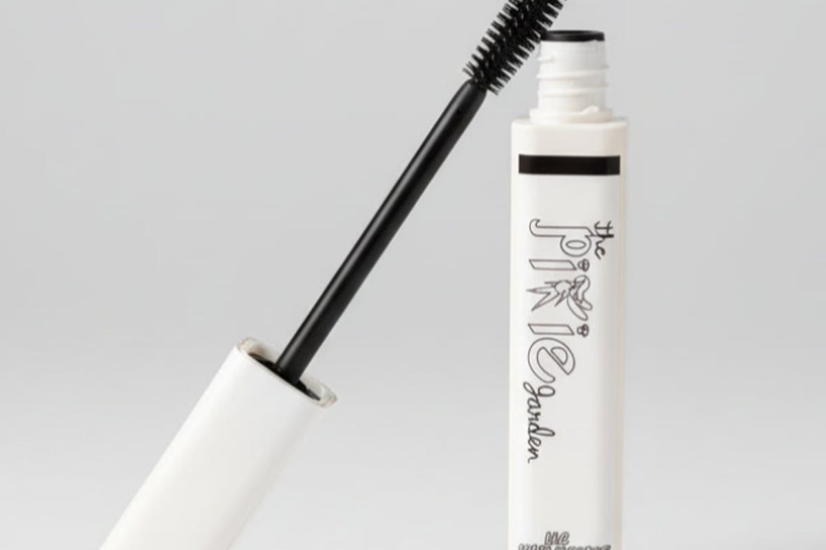 Hair Finishing Stick wand smoothing flyaways and edges for polished claw clip styling with alcohol-free salon formula