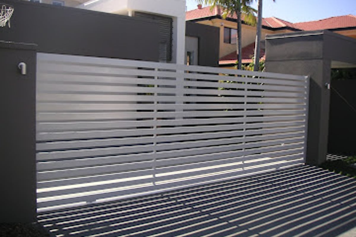 How To Find Top Gate Repair Companies Near Me In 2026 4 Gate Repair In West Hollywood, Ca - Gates Express