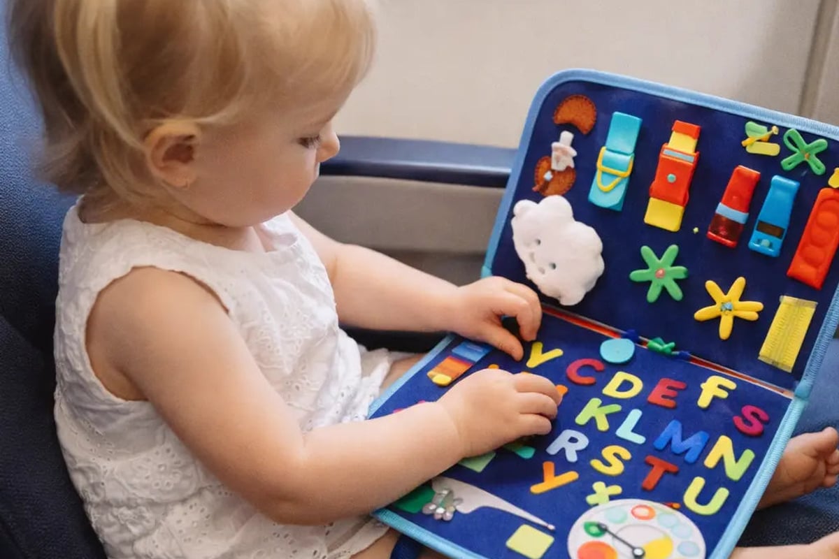 Montessori Busy Board – KIDZEEHUB - KIDZEEHUB