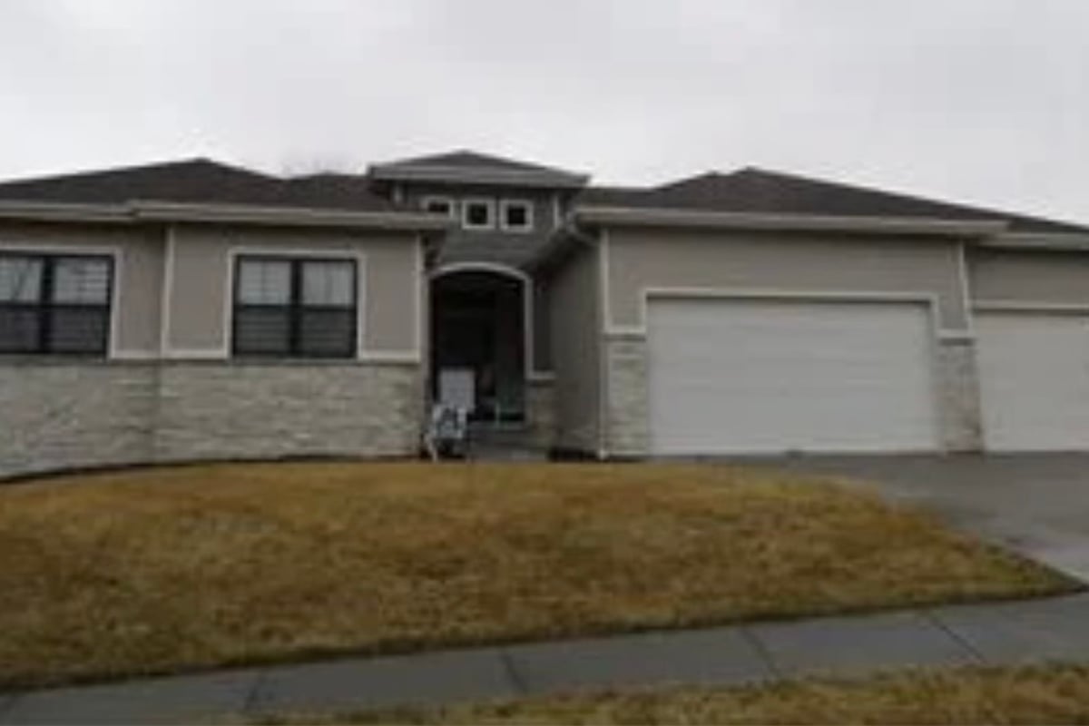 We buy houses fast for cash - Sell My House Fast Omaha