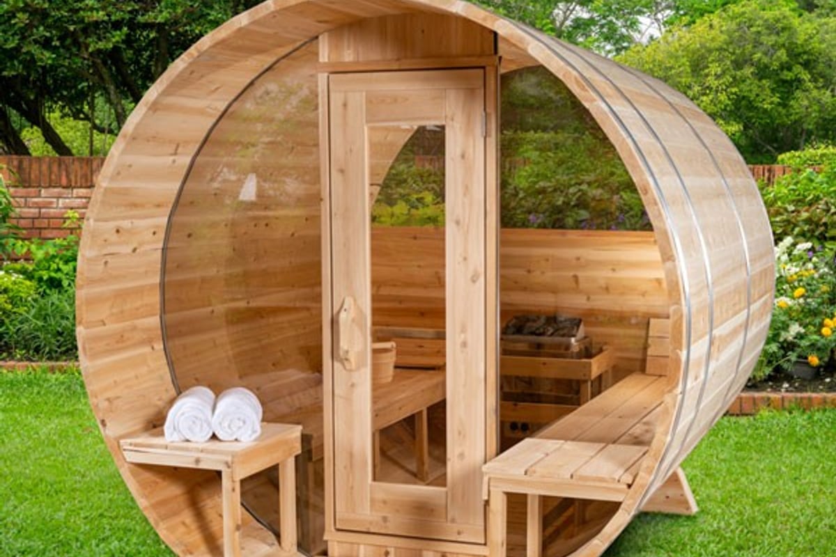 Canadian Timber Serenity MP Barrel Sauna - LeisureCraft - RecoSauna