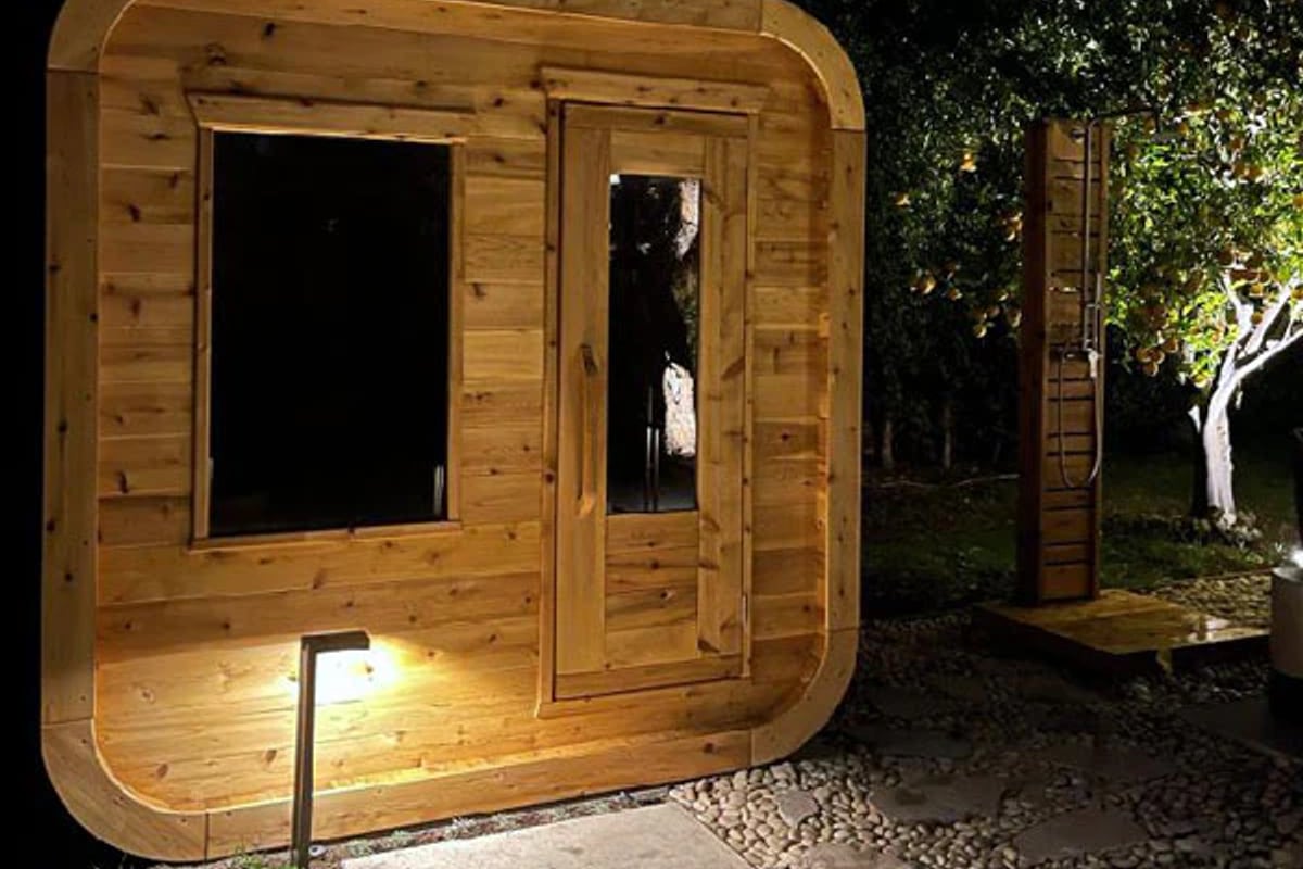 Canadian Timber Luna Sauna - LeisureCraft - RecoSauna