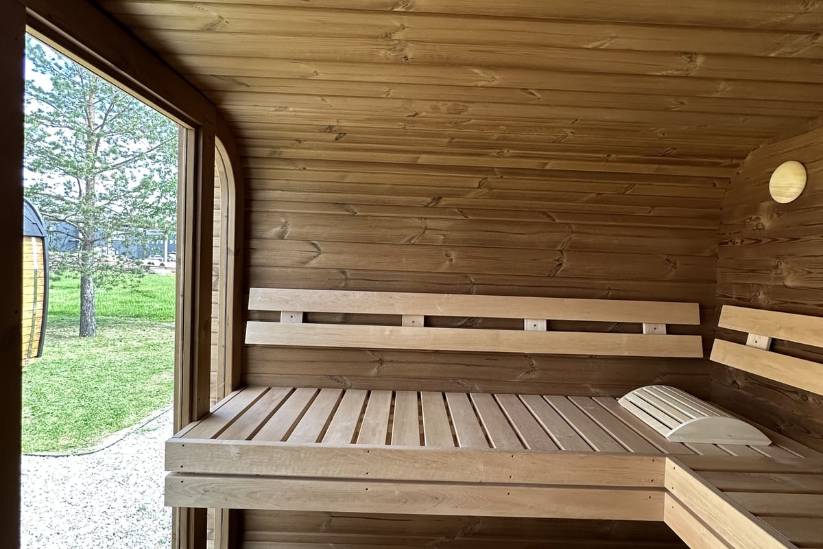 RecoSauna Comfort Square Sauna 3.0 × 2.3 m – Thermowood - RecoSauna