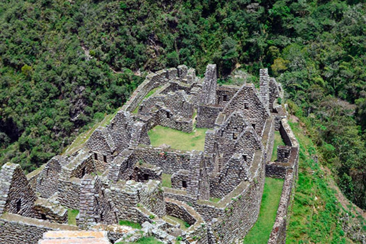 Short Inca Trail to Machu Picchu 2 Days / 1 Night - Machupicchu Trips