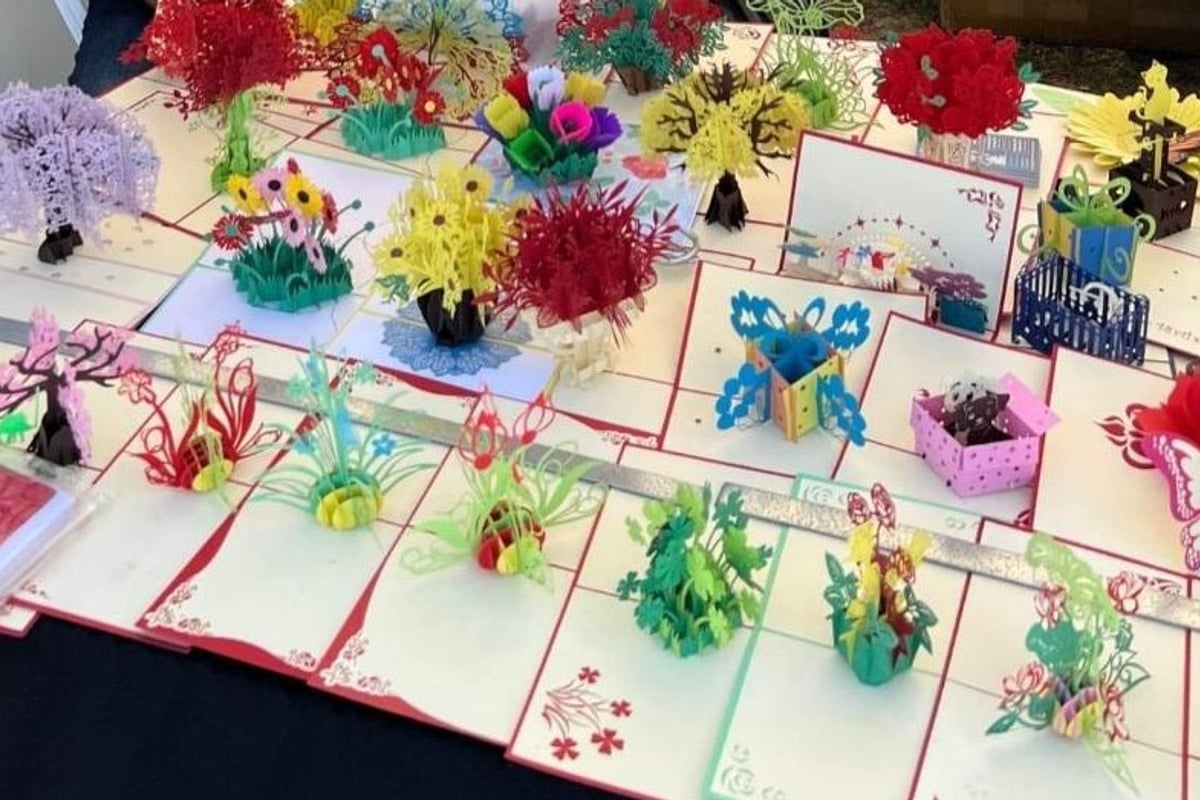 Pop up greeting card factory in Vietnam - The3dCards