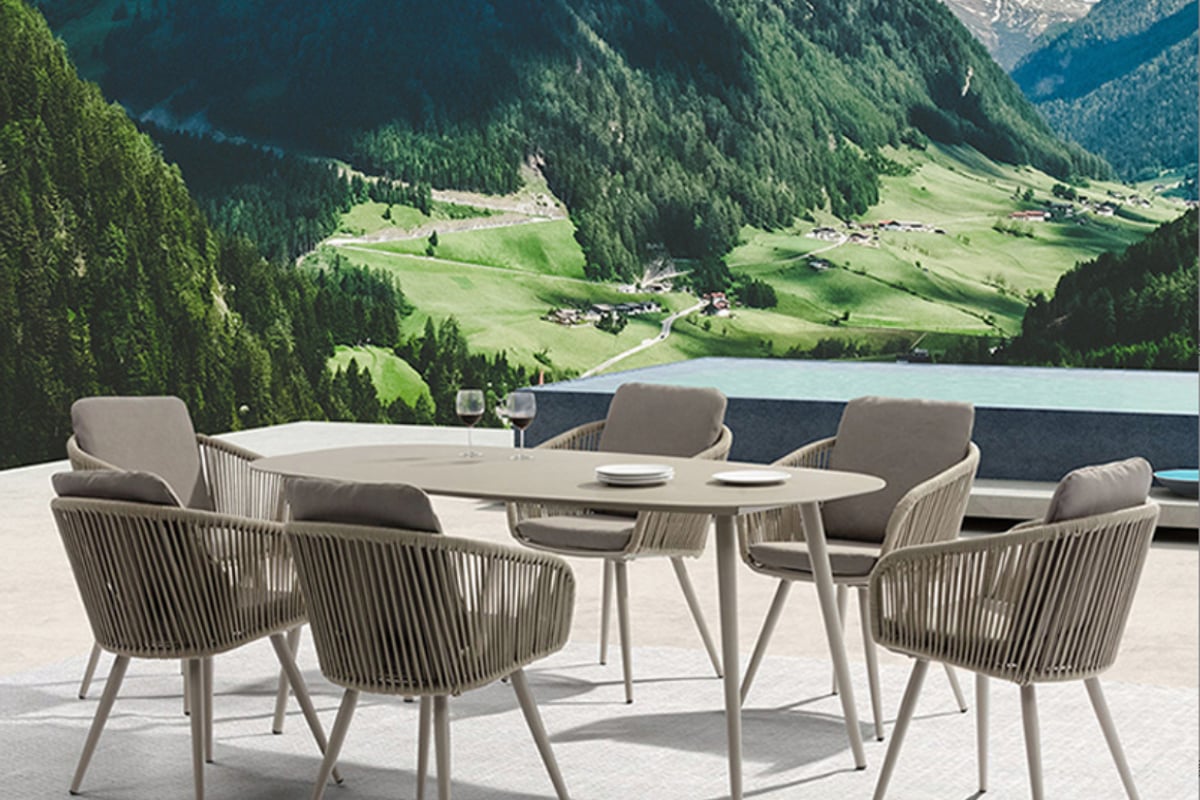 Outdoor Dining Table & Chairs Set - Hong Kong Outdoor Furniture