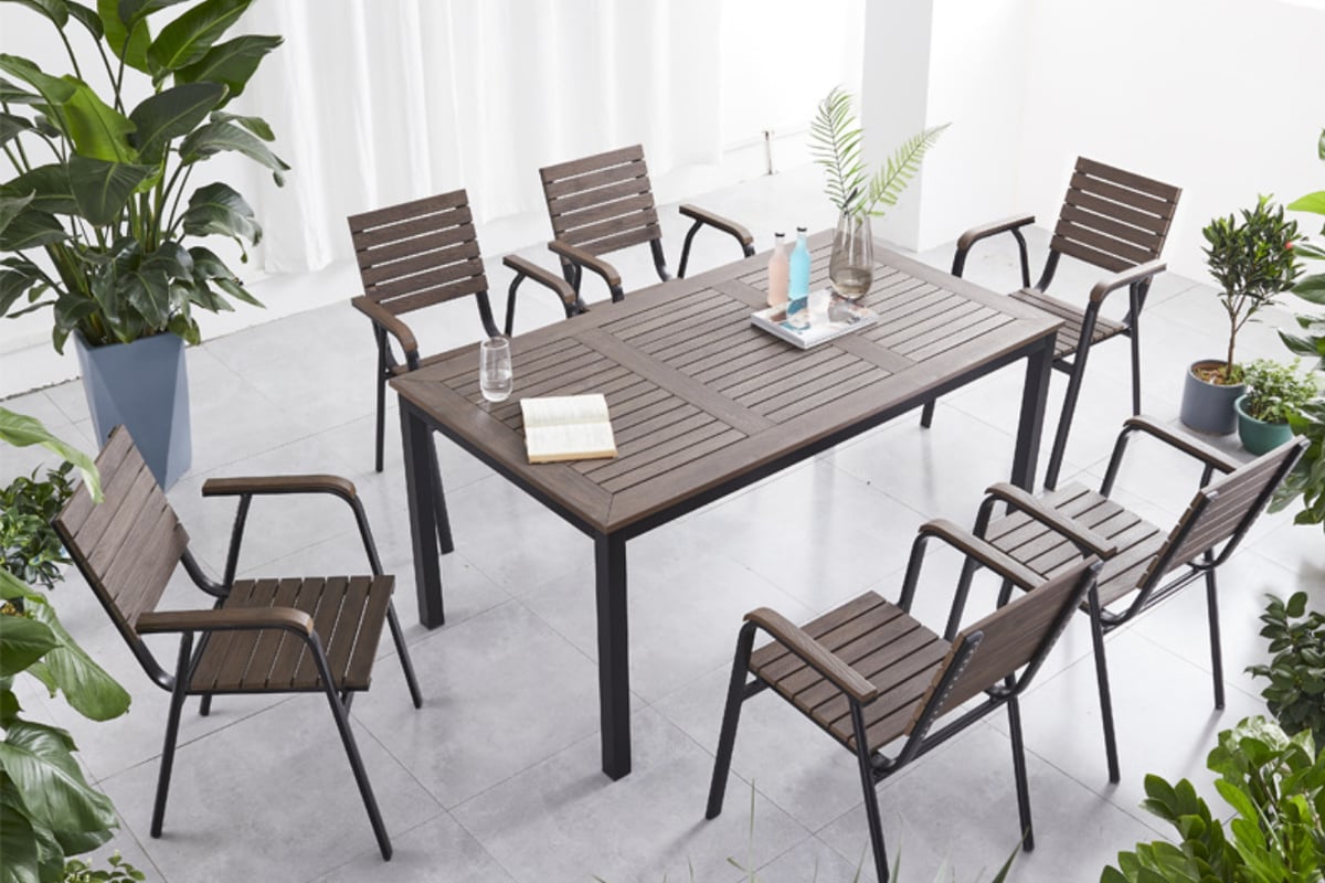 Outdoor Dining Table & Chairs Set - Hong Kong Outdoor Furniture